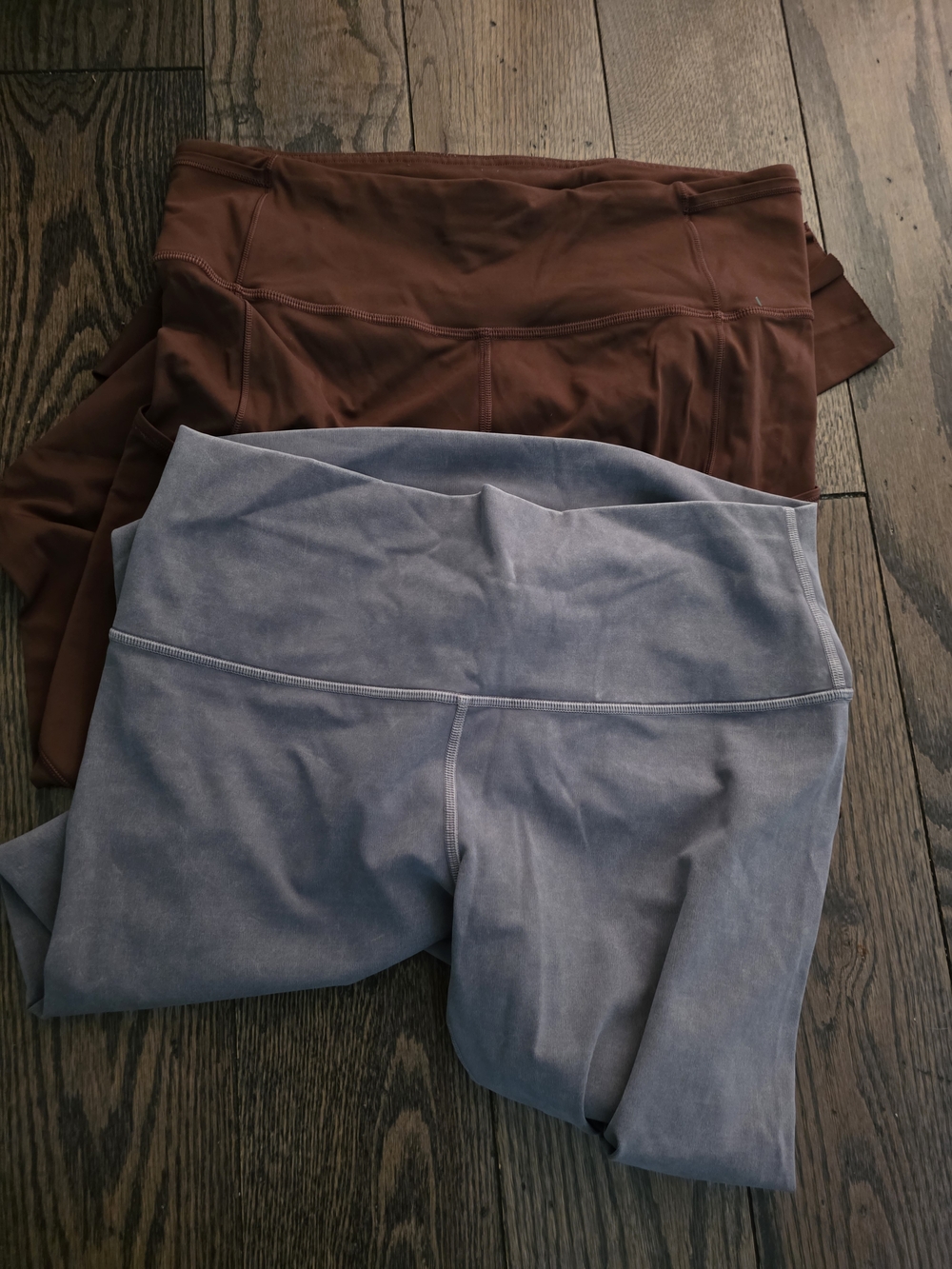 Lululemon High-Waist Leggings in Deep Charcoal & Brown